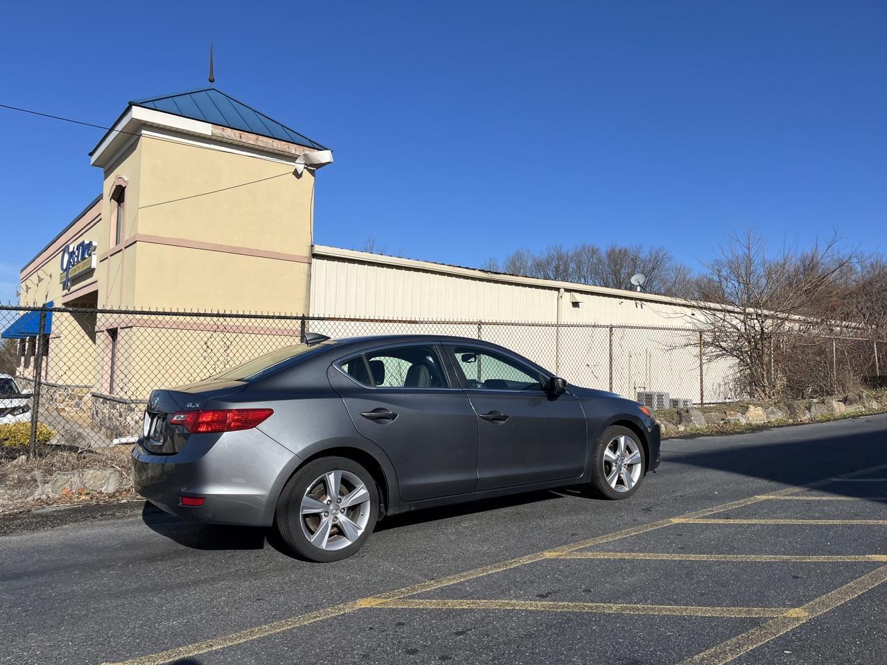 2013 Acura ILX Premium photo 59