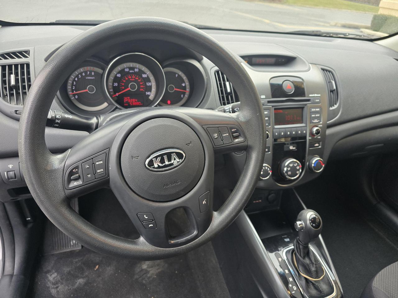 2013 Kia Forte EX photo 47