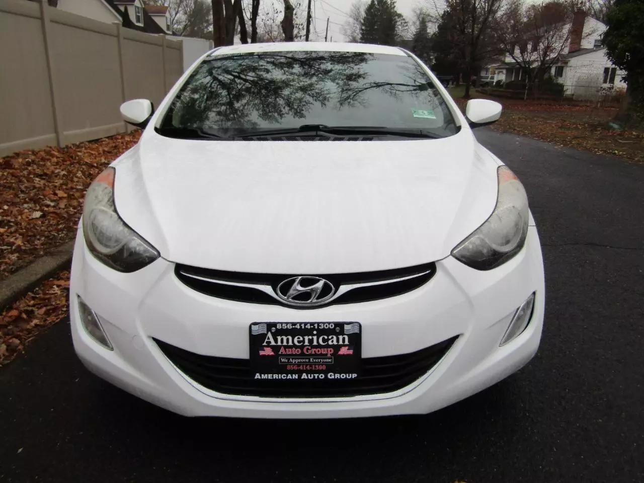 2013 Hyundai Elantra GLS photo 22