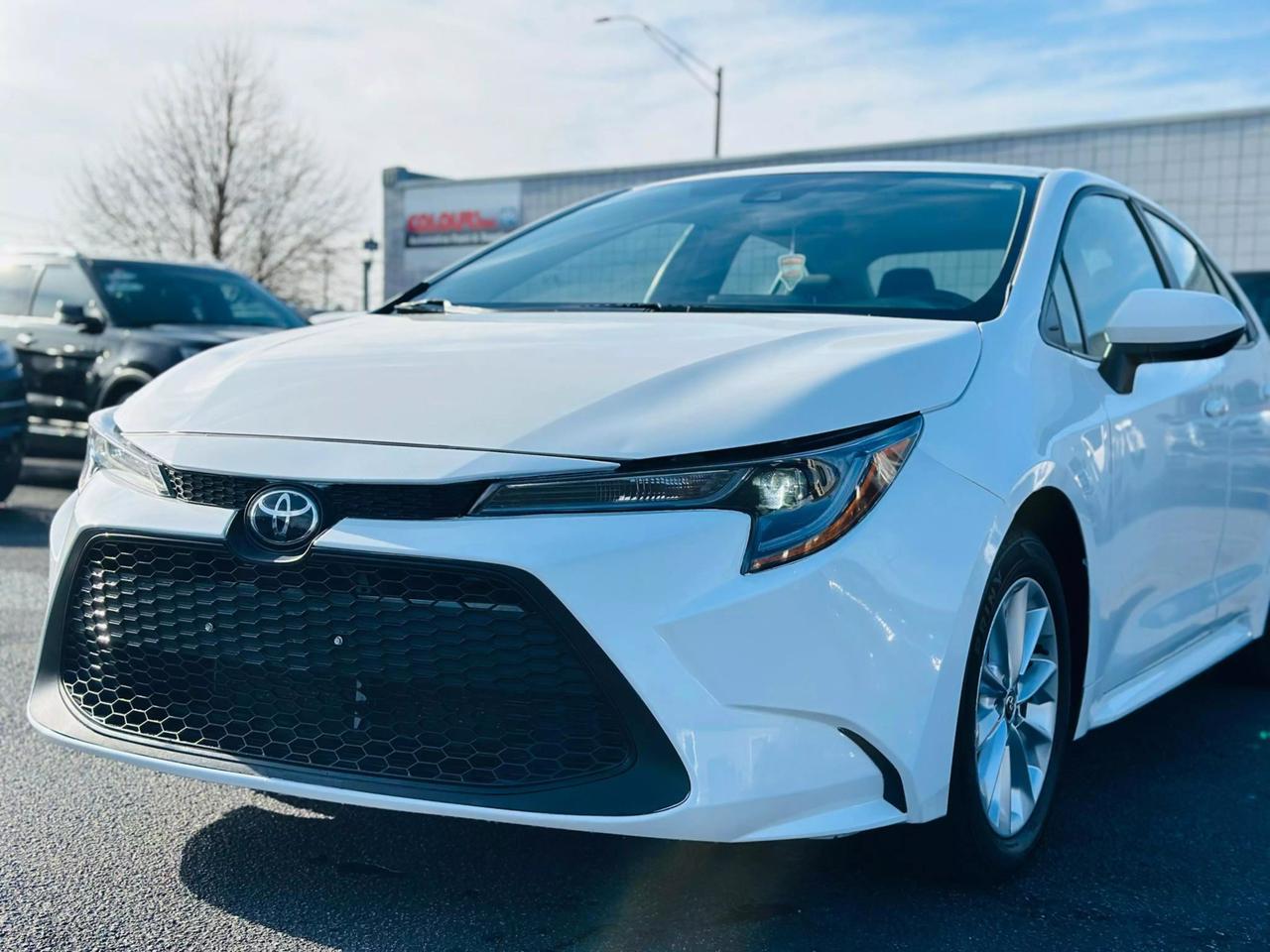 2021 Toyota Corolla LE photo 9