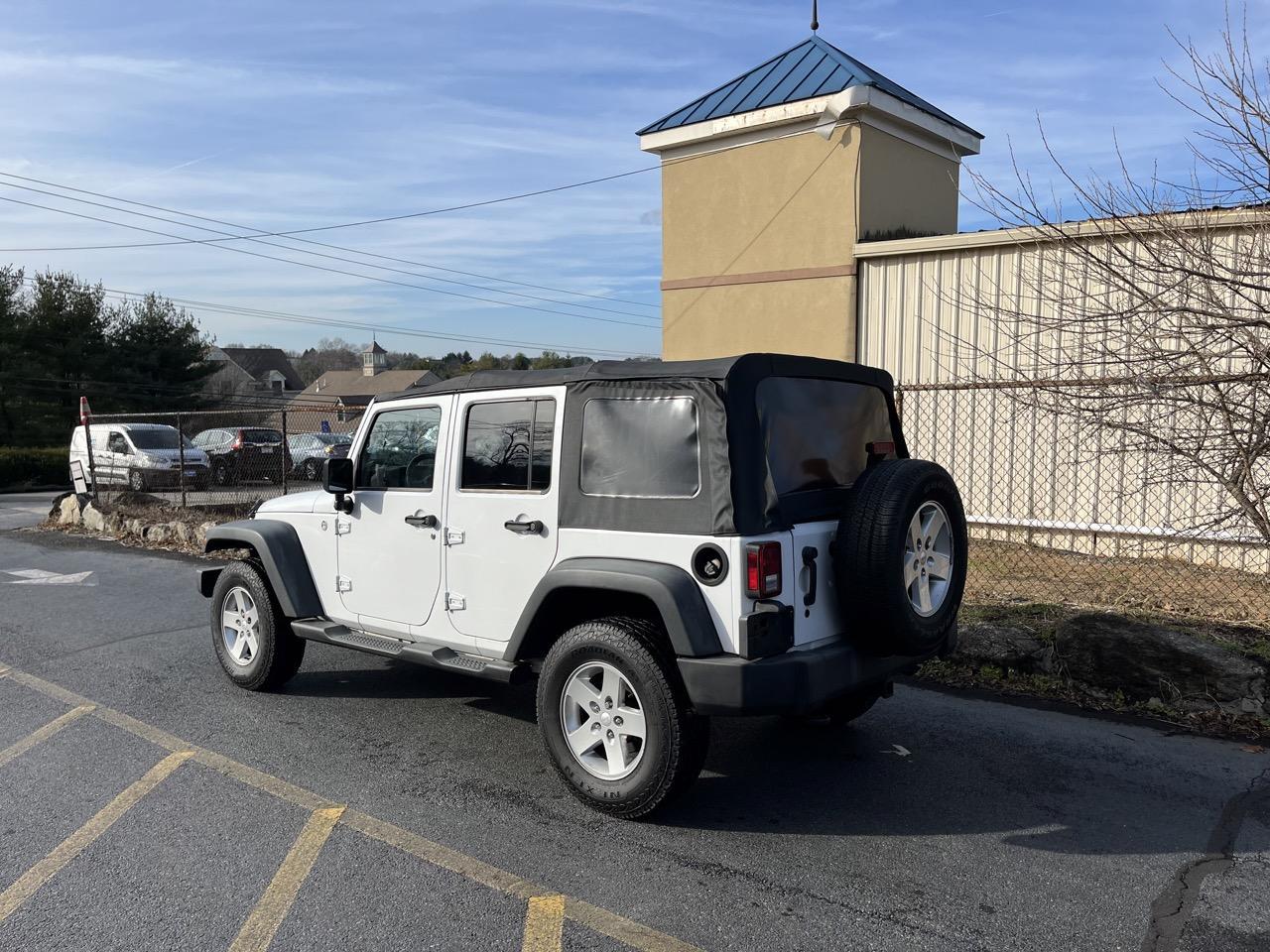 2014 Jeep Wrangler Unlimited Sport photo 7