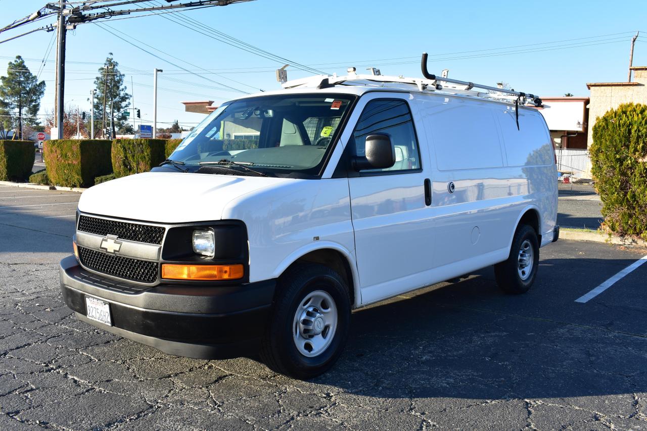 2017 Chevrolet Express Cargo Work Van photo 5