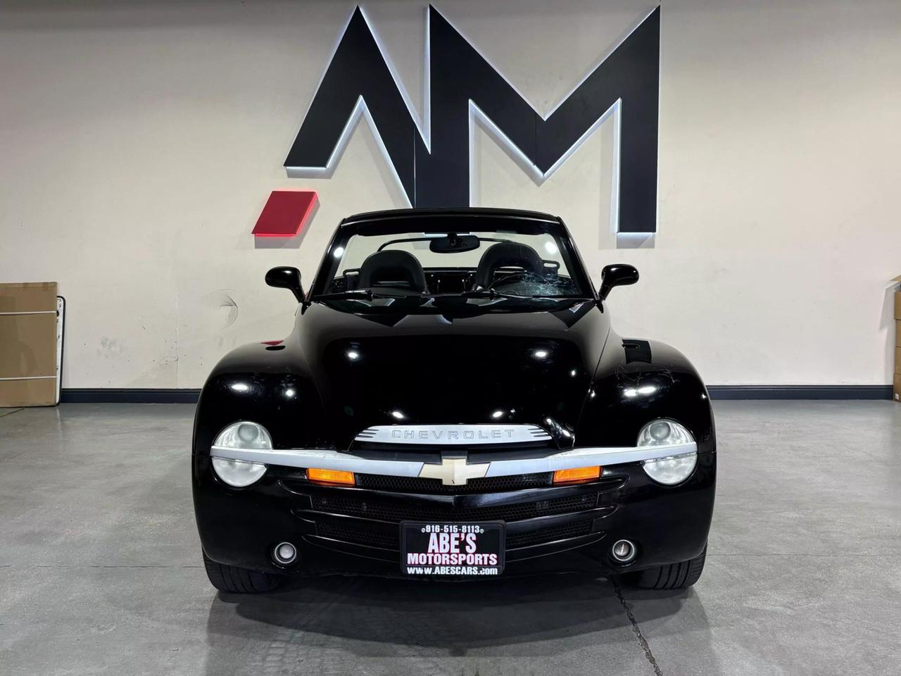 2005 Chevrolet SSR Base photo 20