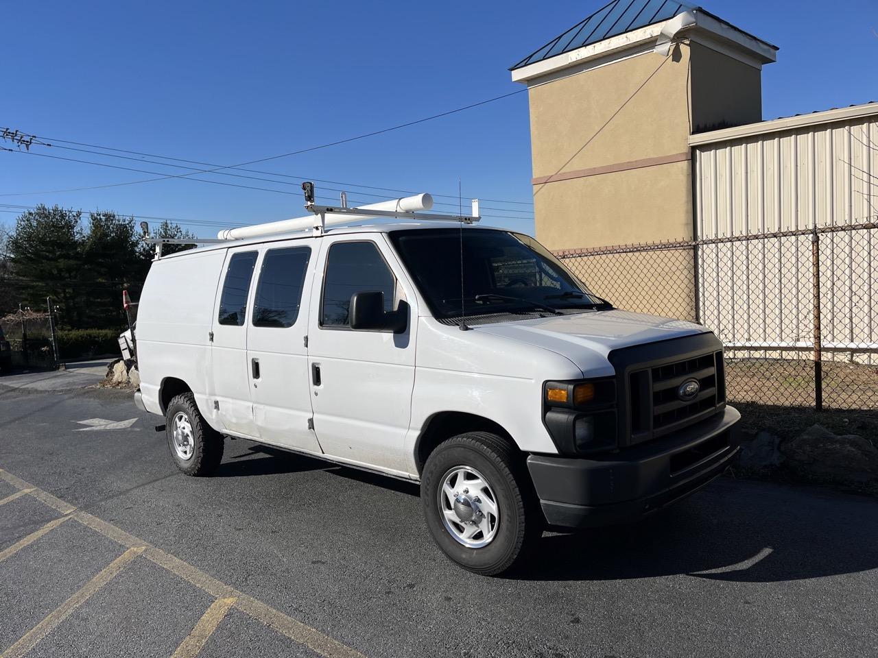 2011 Ford E-Series Econoline Van Commercial photo 47