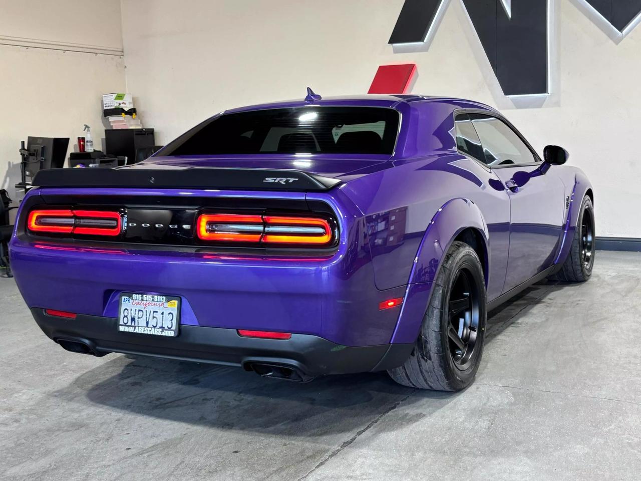 2018 Dodge Challenger SRT photo 5