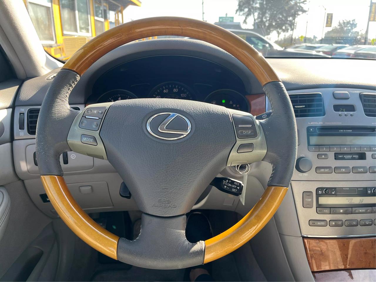 2005 Lexus ES 330 photo 33