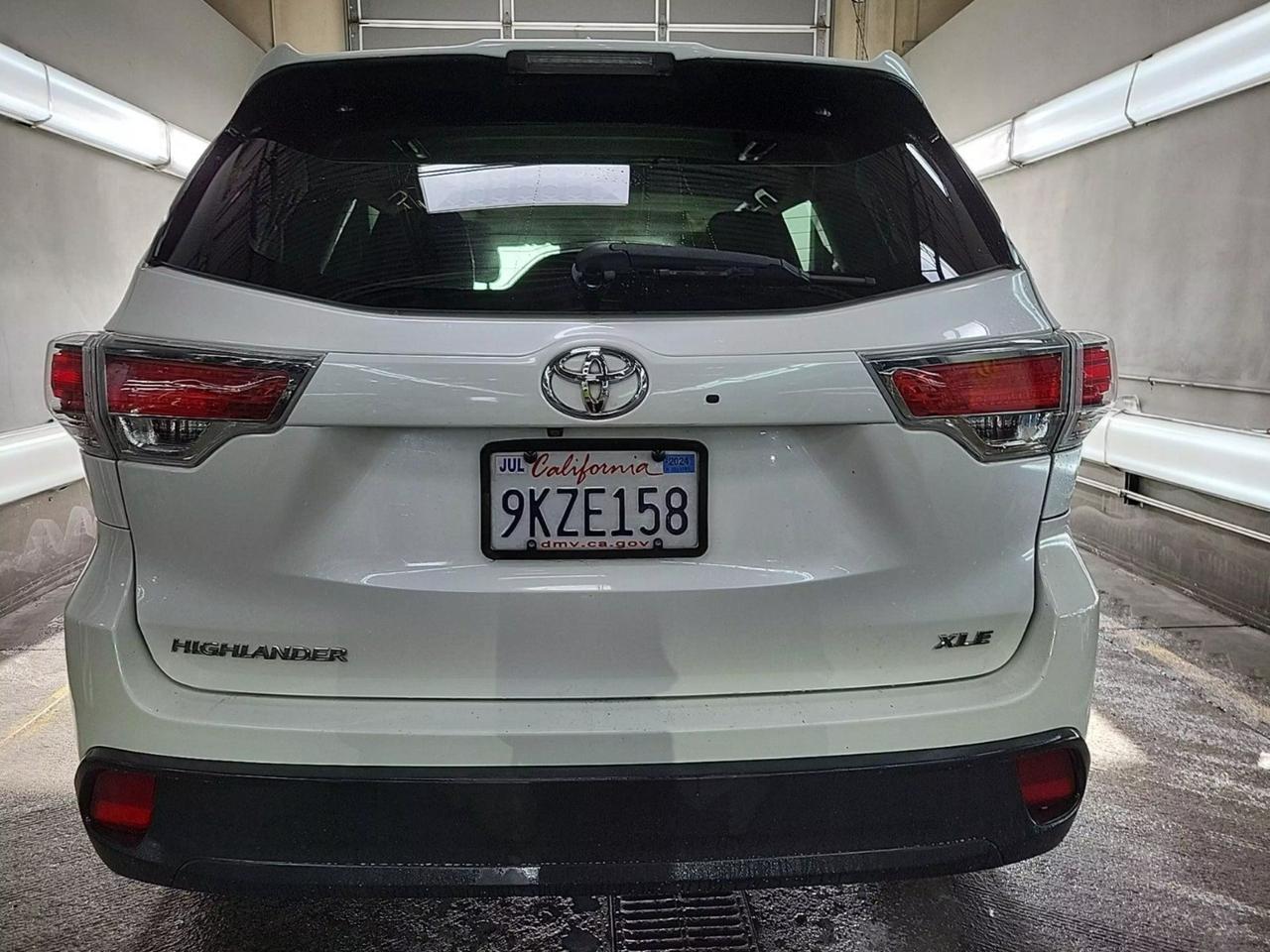 2015 Toyota Highlander XLE photo 5