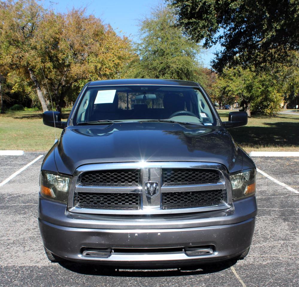 2012 RAM Ram 1500 Pickup SLT photo 3