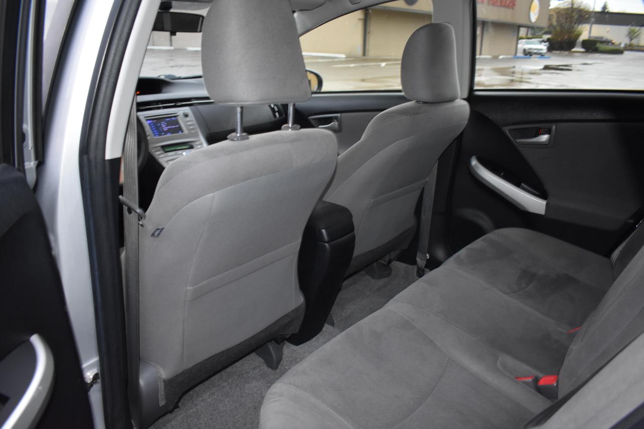 2015 Toyota Prius Two photo 43