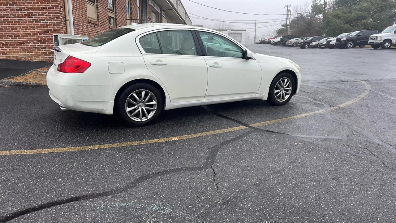 2008 INFINITI G 35 photo 13