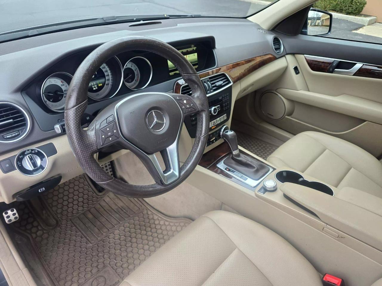 2014 Mercedes-Benz C-Class null photo 45