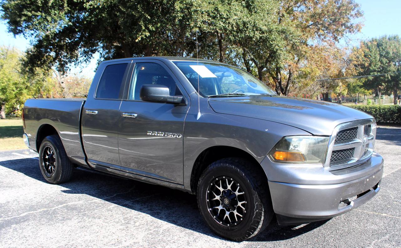 2012 RAM Ram 1500 Pickup SLT photo 7