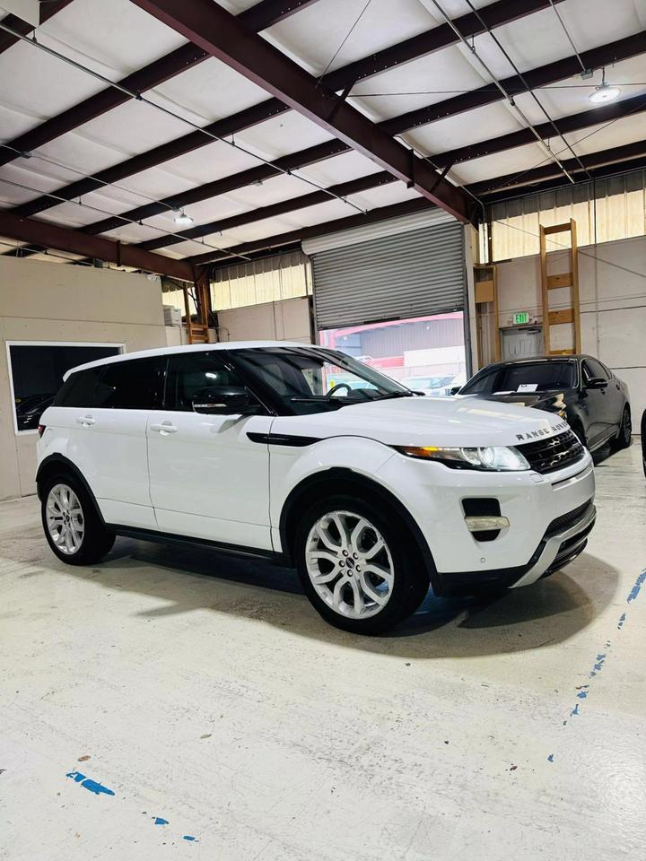 2012 Land Rover Range Rover Evoque Pure photo 27