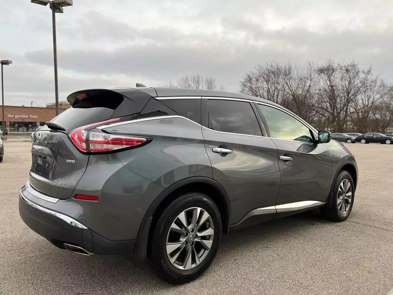 2017 Nissan Murano S photo 15