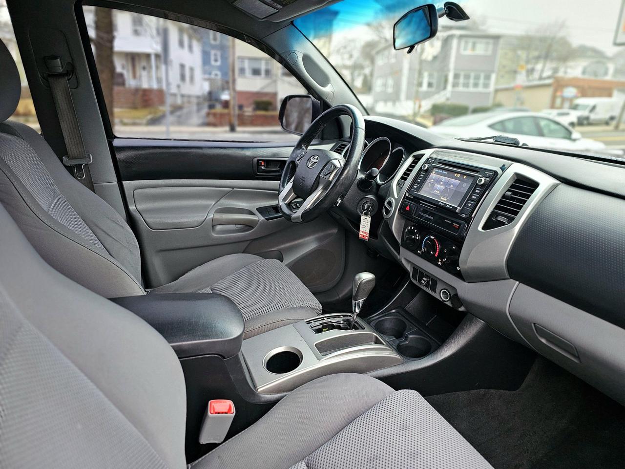 2015 Toyota Tacoma Base photo 11