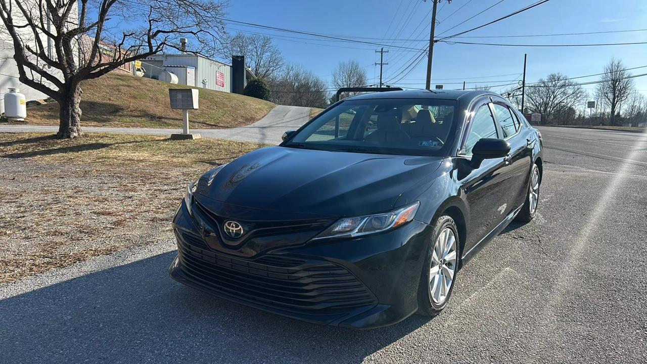 2018 Toyota Camry LE photo 47