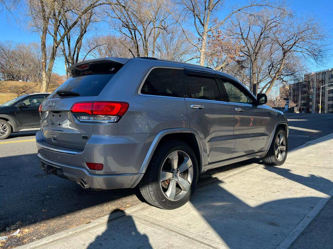 2015 Jeep Grand Cherokee Overland photo 5