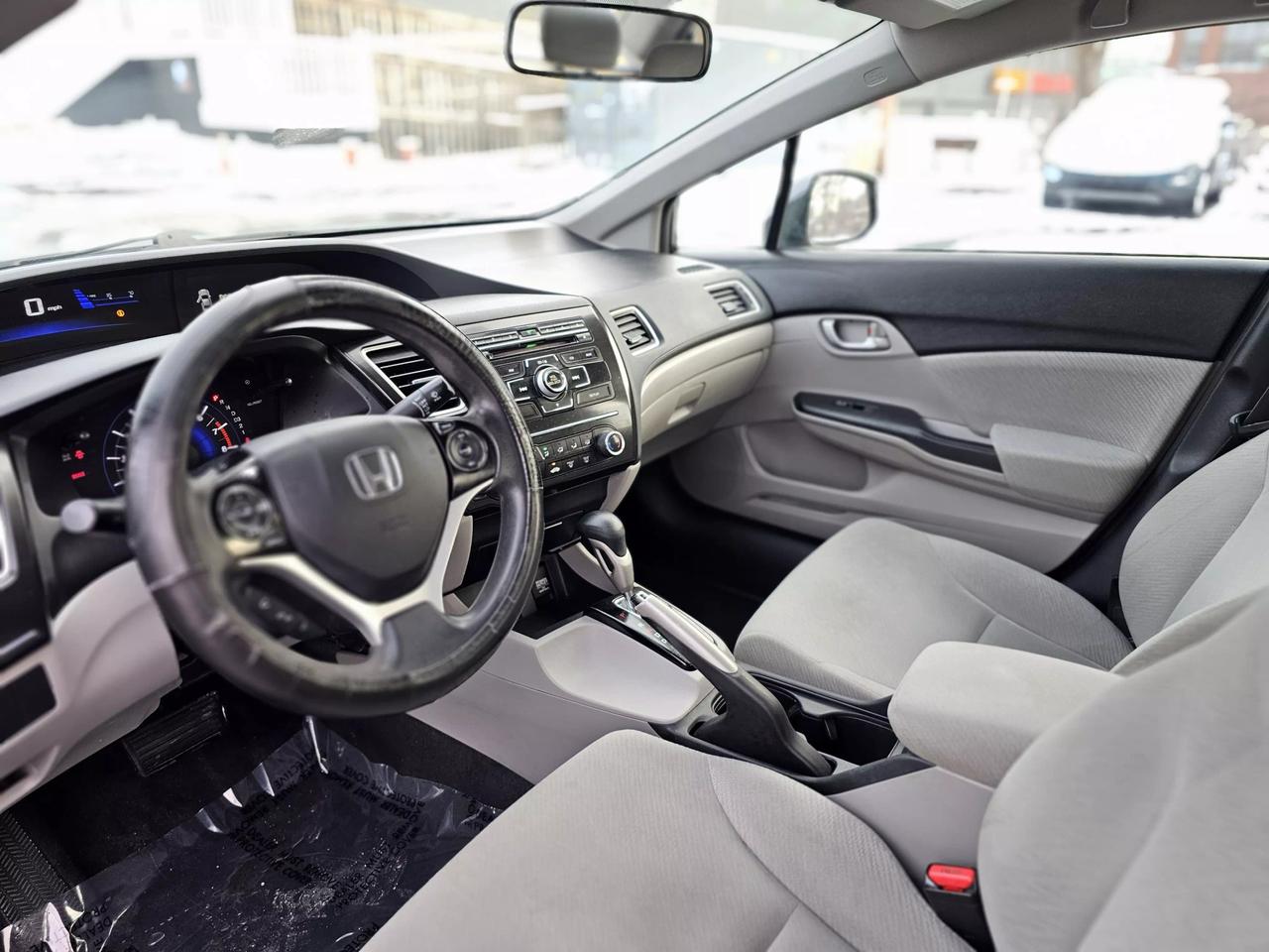 2013 Honda Civic LX photo 11