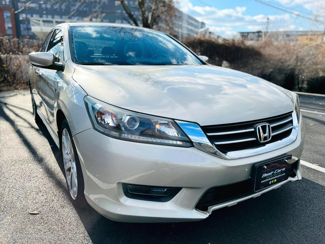 Honda Accord's photo