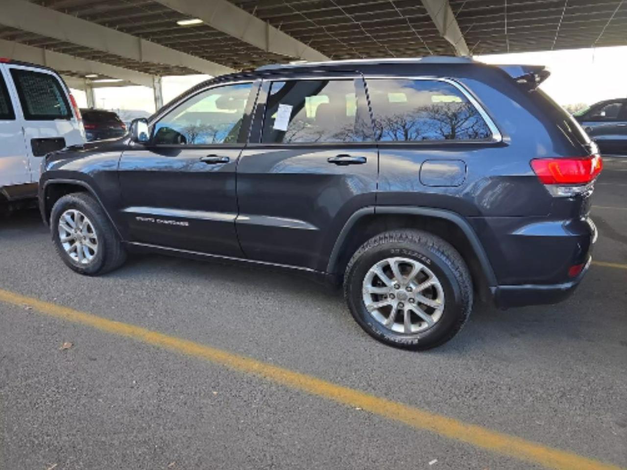 2015 Jeep Grand Cherokee Laredo E photo 9