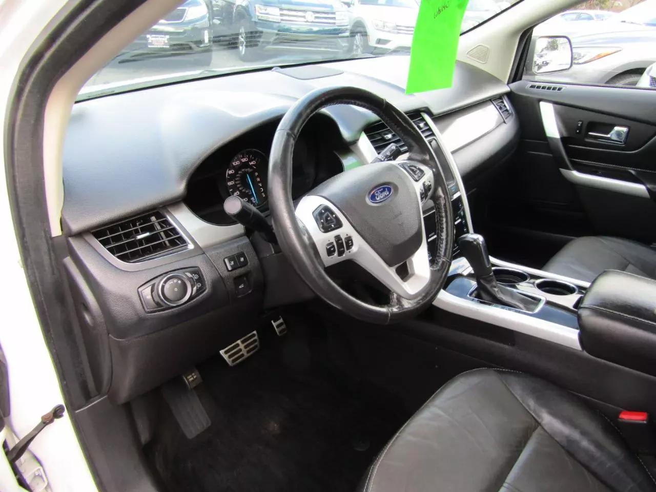 2013 Ford Edge Sport photo 19