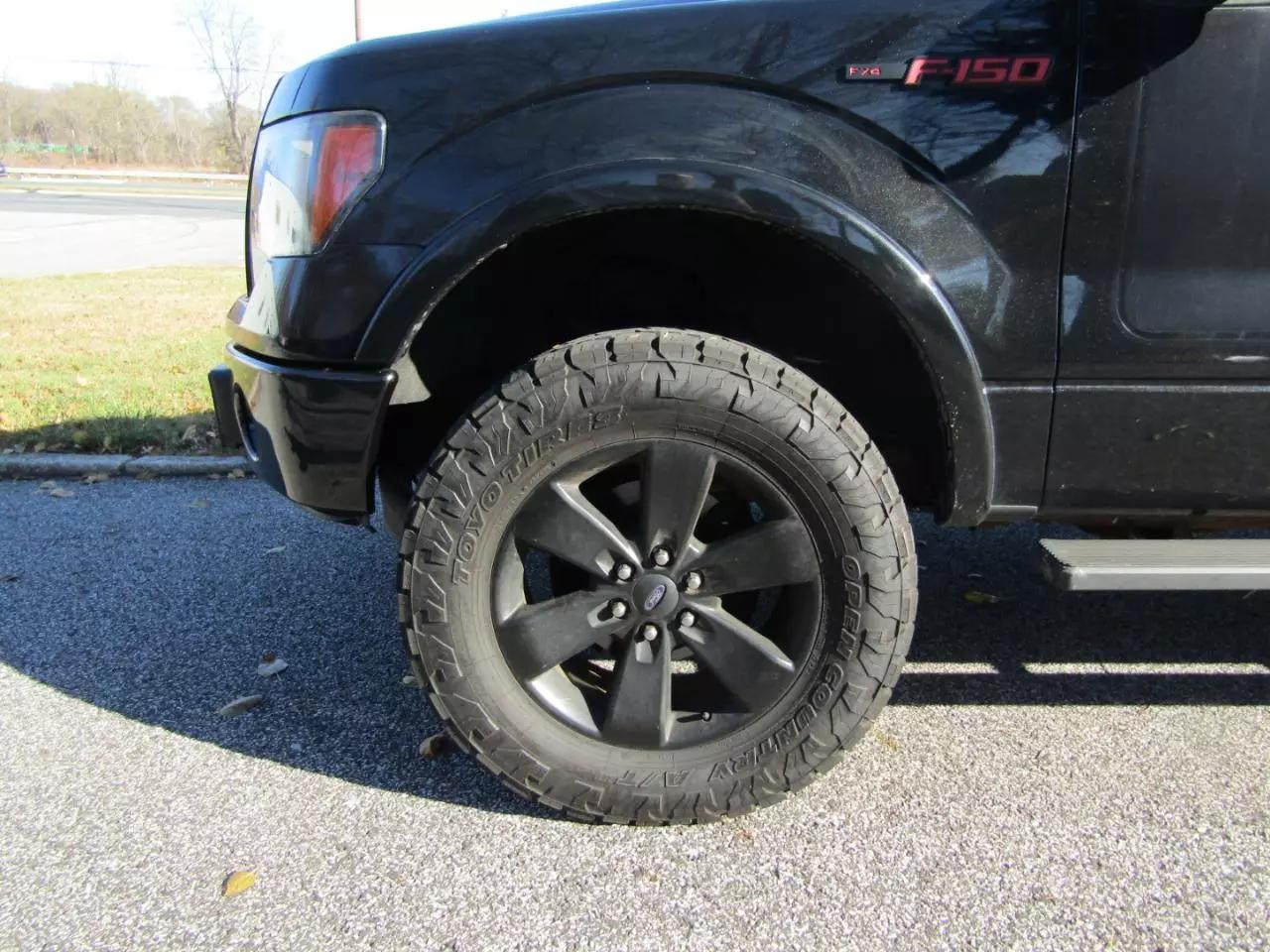 2012 Ford F-150 FX4 photo 2