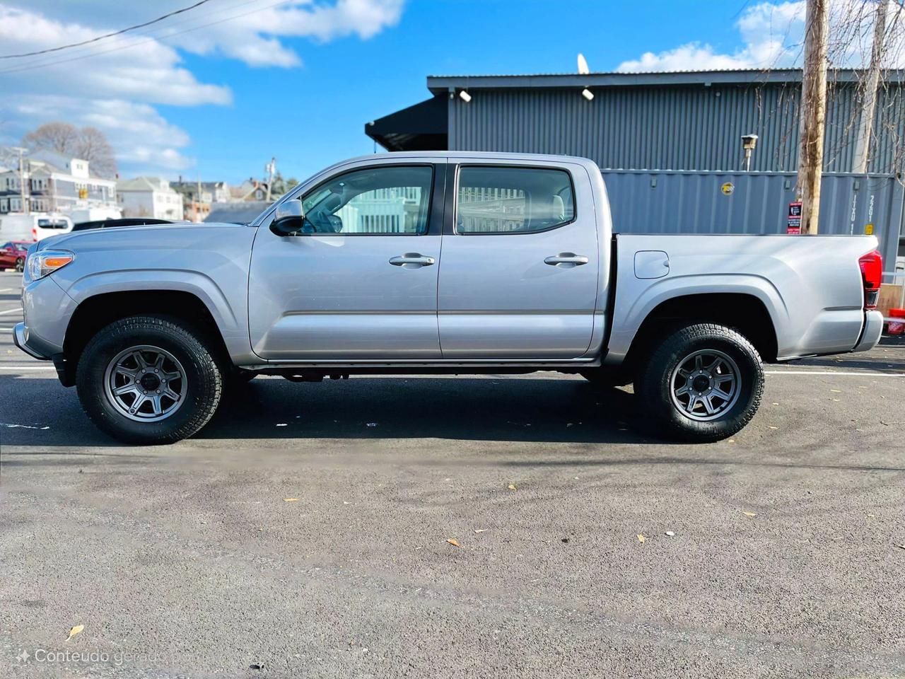 2018 Toyota Tacoma SR photo 8