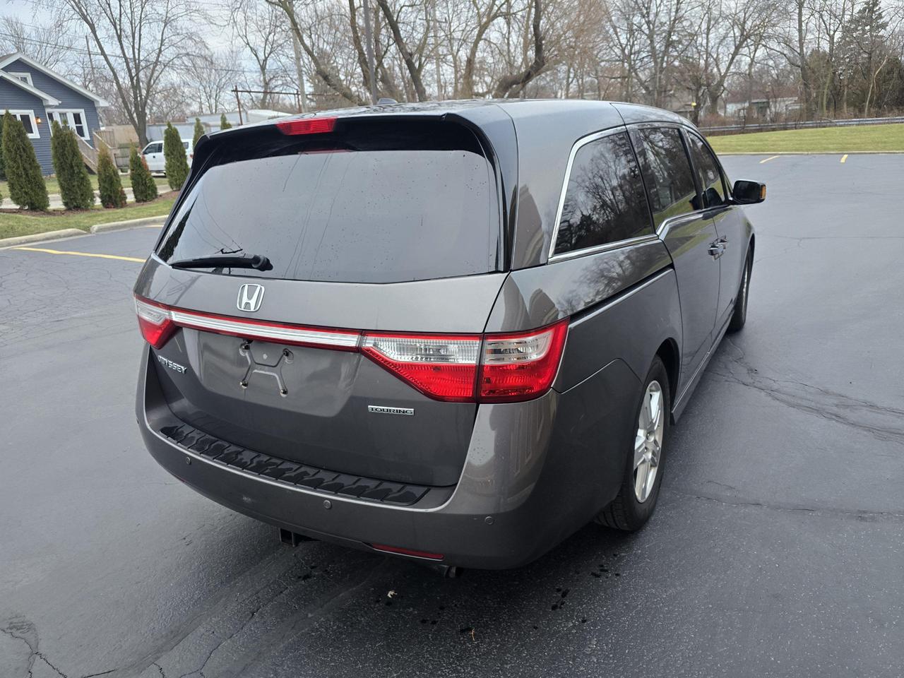 2013 Honda Odyssey Touring photo 25