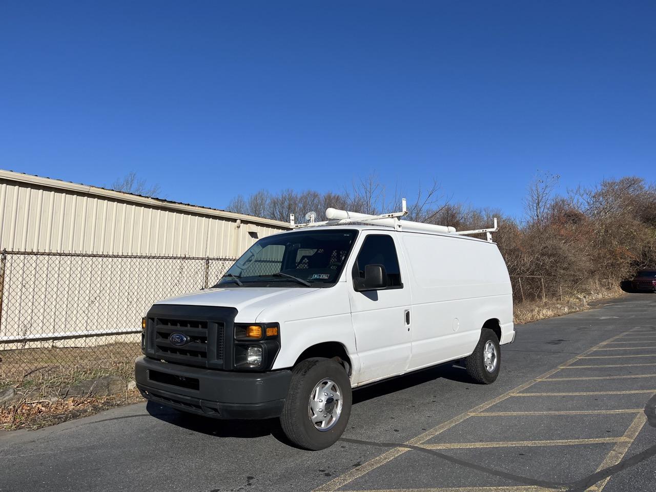 2011 Ford E-Series Econoline Van Commercial photo 37