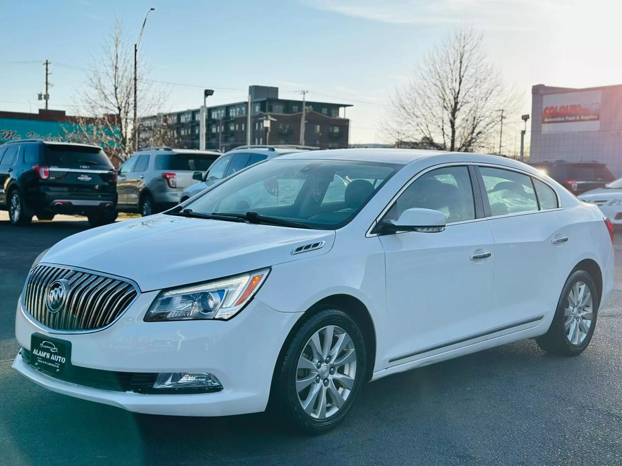 Buick LaCrosse's photo