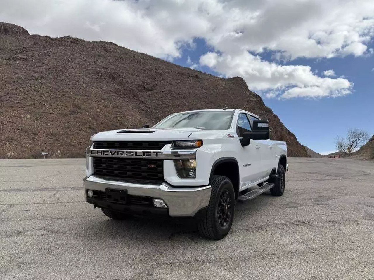 Used 2023 Chevrolet Silverado 2500HD LT with VIN 1GC1YNEY3PF205036 for sale in El Paso, TX