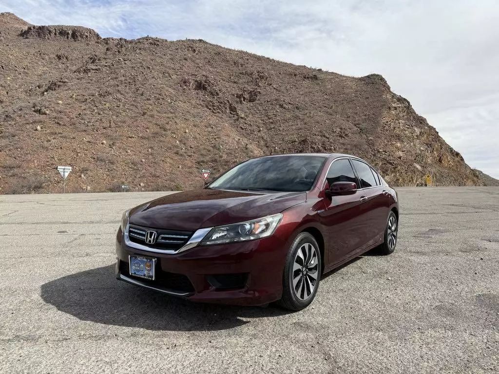 Used 2015 Honda Accord Hybrid EX-L with VIN 1HGCR6F59FA003587 for sale in El Paso, TX