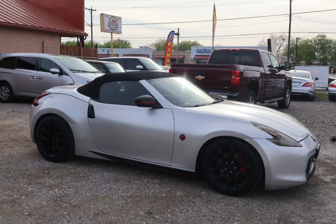 2011 Nissan 370Z Touring