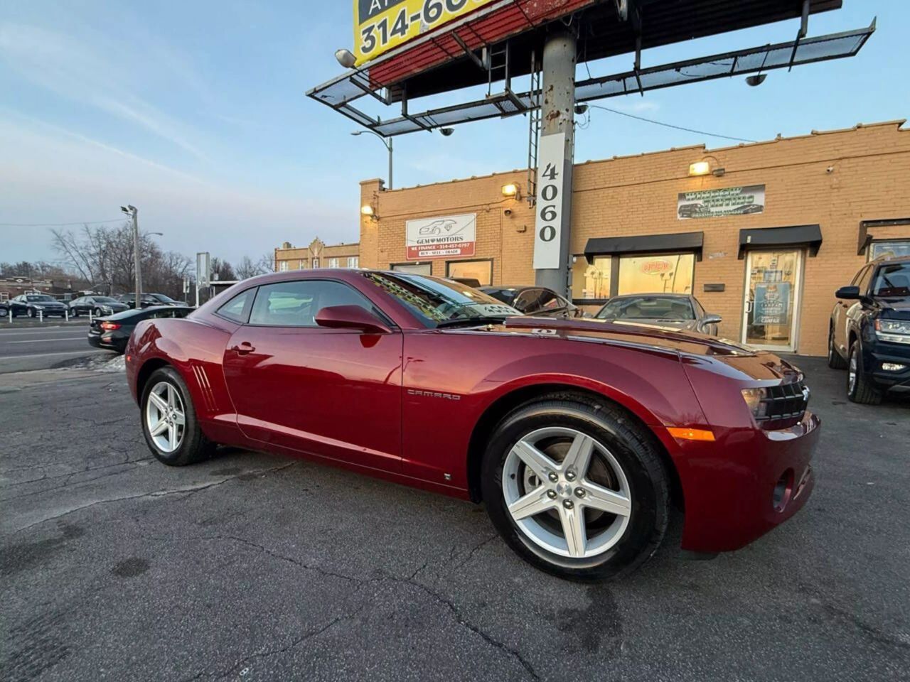 Used 2010 Chevrolet Camaro 1LT with VIN 2G1FB1EV5A9142147 for sale in Saint Louis, MO