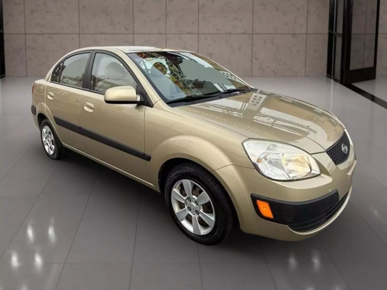 Used 2007 Kia Rio LX with VIN KNADE123276216839 for sale in Saint Louis, MO