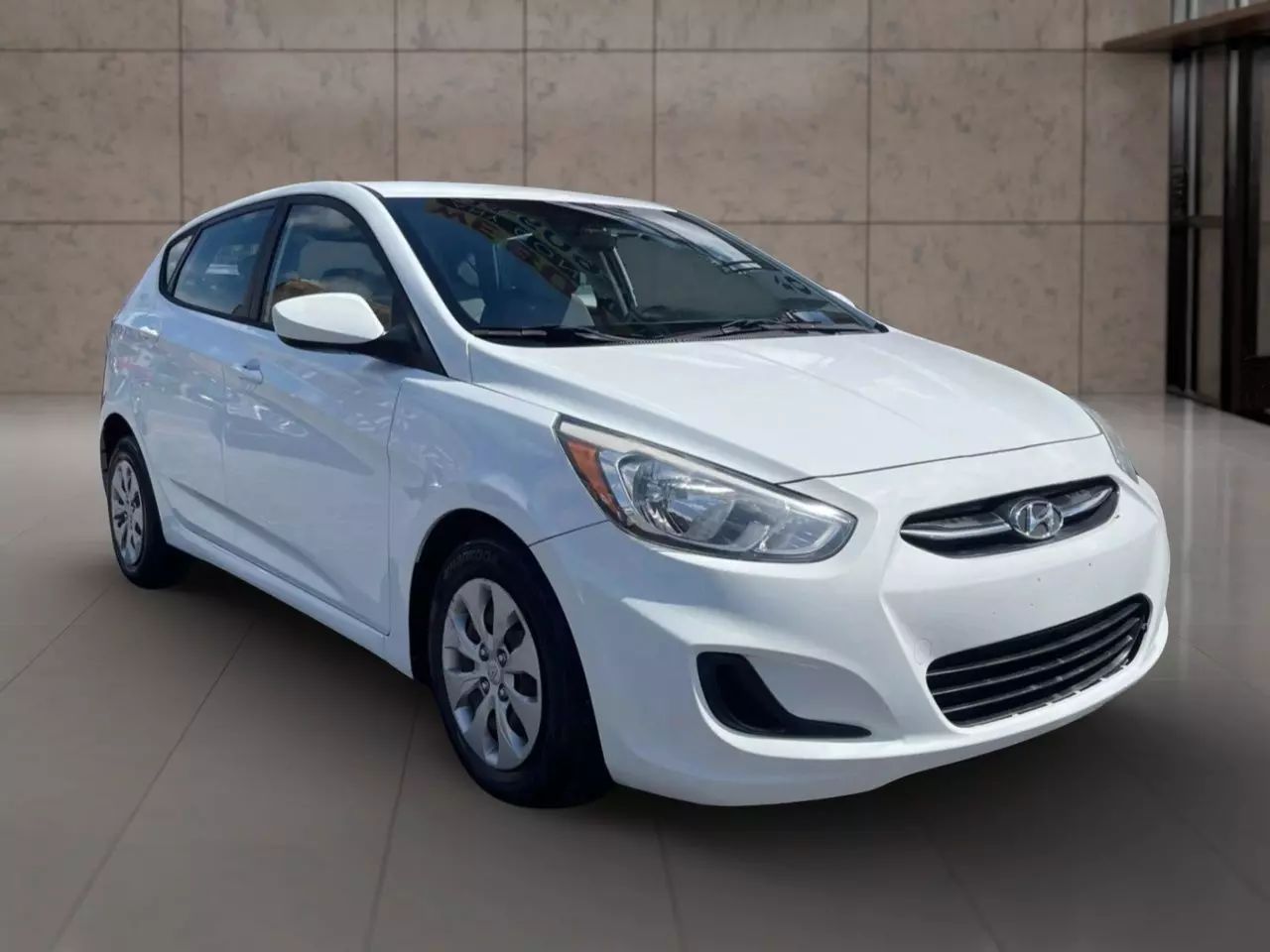 Used 2015 Hyundai Accent GS with VIN KMHCT5AE4FU204079 for sale in Saint Louis, MO