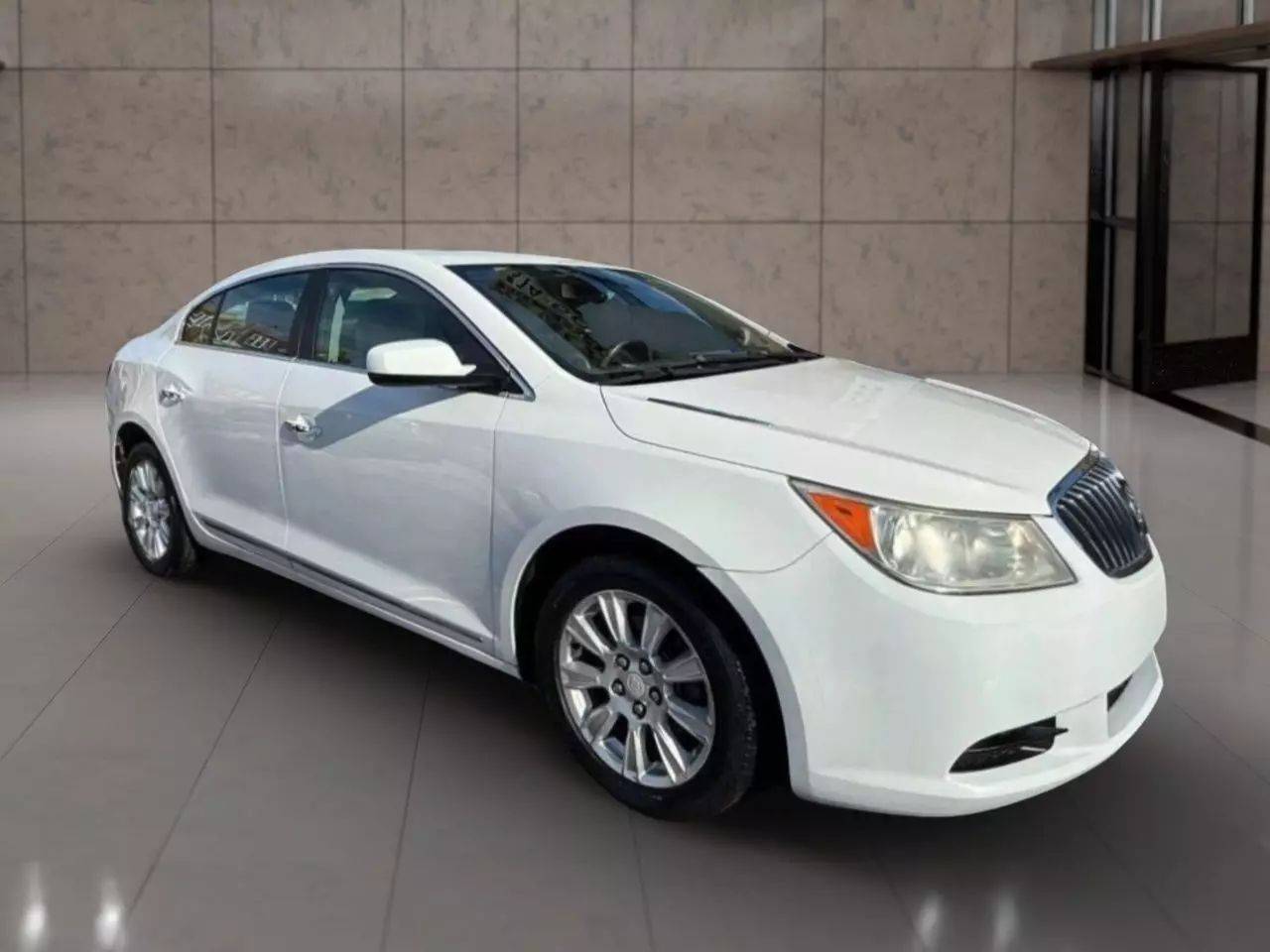 Used 2013 Buick LaCrosse Base with VIN 1G4GA5ER8DF209470 for sale in Saint Louis, MO