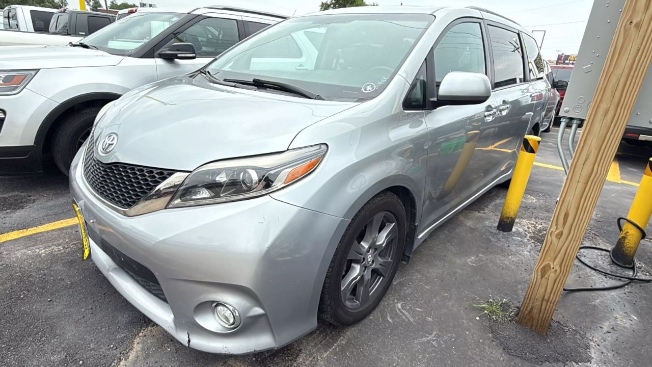 2017 Toyota Sienna