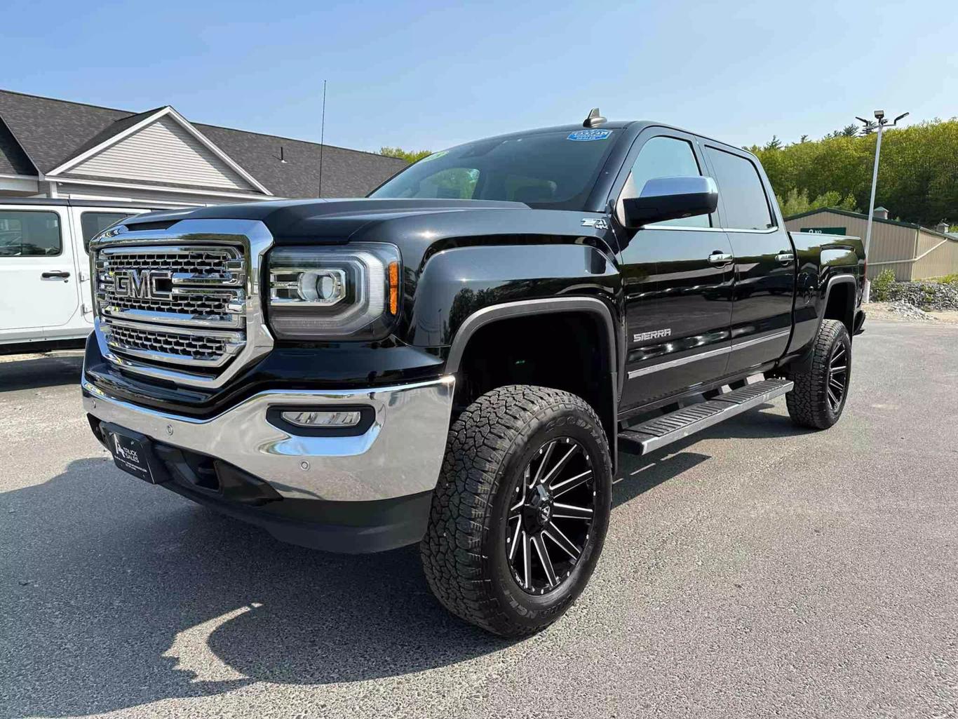 USED GMC SIERRA 1500 CREW CAB 2018 for sale in Windham, ME | APlus ...