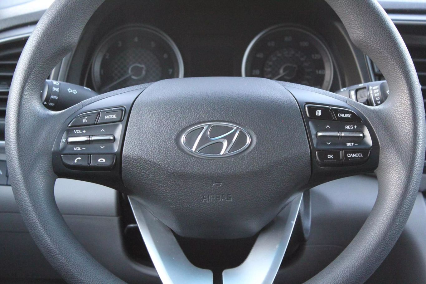 2020 Hyundai Elantra Sel Sedan 4d - Image 18