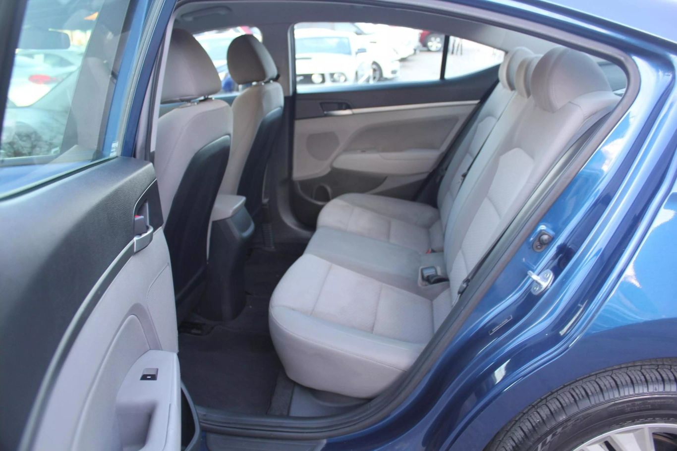 2020 Hyundai Elantra Sel Sedan 4d - Image 12