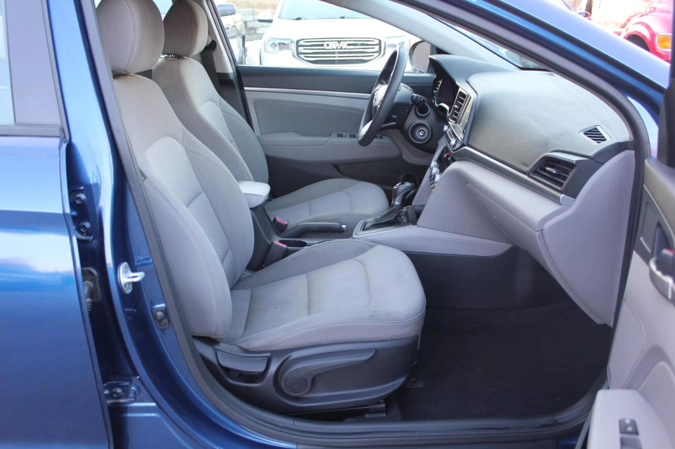 2020 Hyundai Elantra Sel Sedan 4d - Image 14