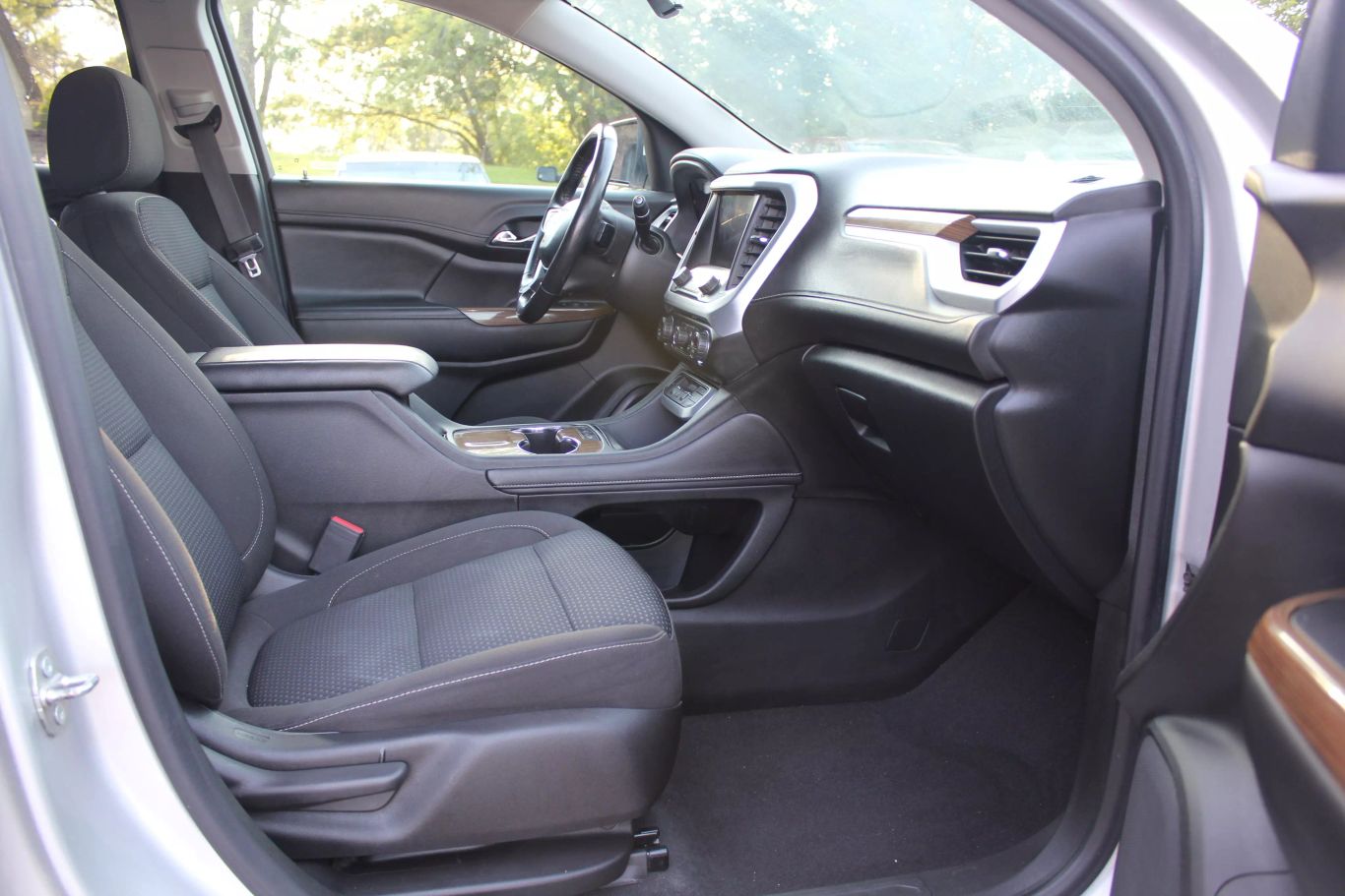 2020 Gmc Acadia Sle Sport Utility 4d - Image 14