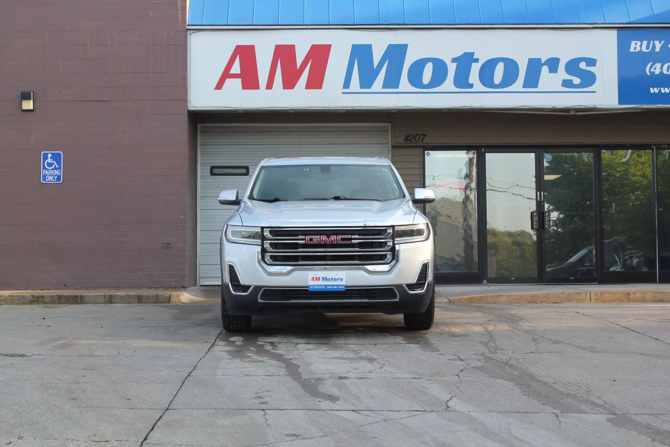 2020 Gmc Acadia Sle Sport Utility 4d - Image 2