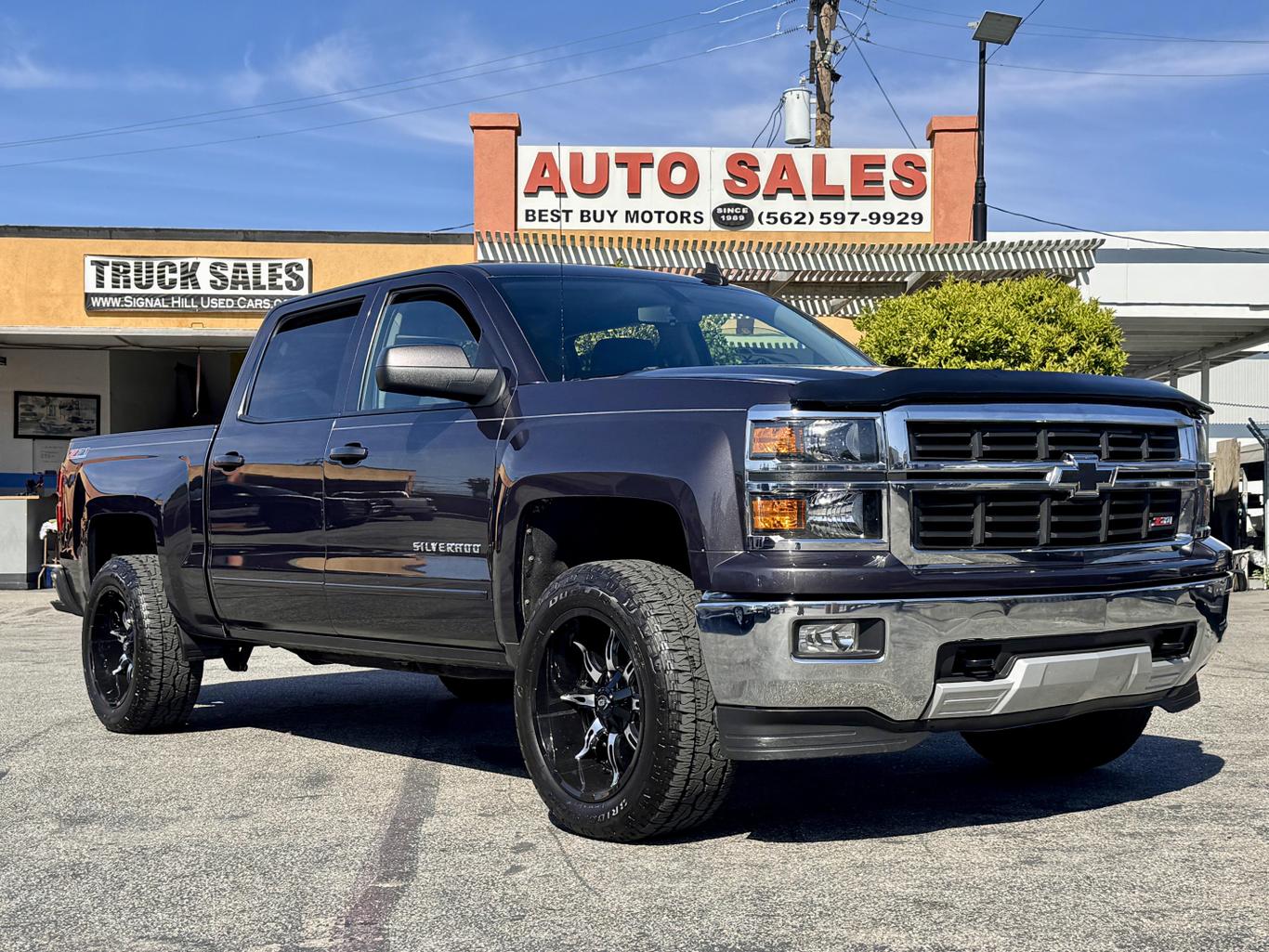 2015 Chevrolet Silverado 1500 LT photo 2