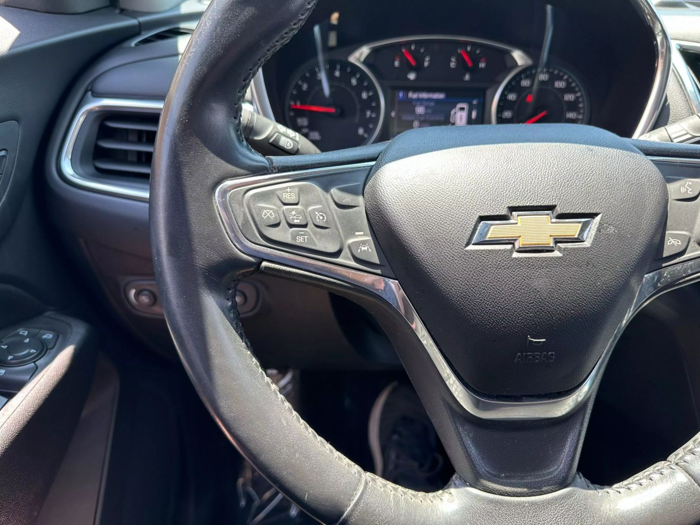 2020 CHEVROLET EQUINOX SUV 4-CYL, TURBO, 1.5 LITER LT SPORT UTILITY 4D