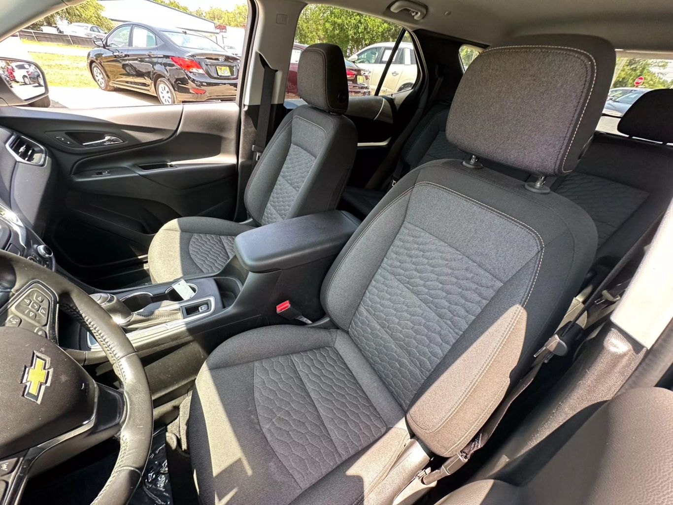 2020 CHEVROLET EQUINOX SUV 4-CYL, TURBO, 1.5 LITER LT SPORT UTILITY 4D