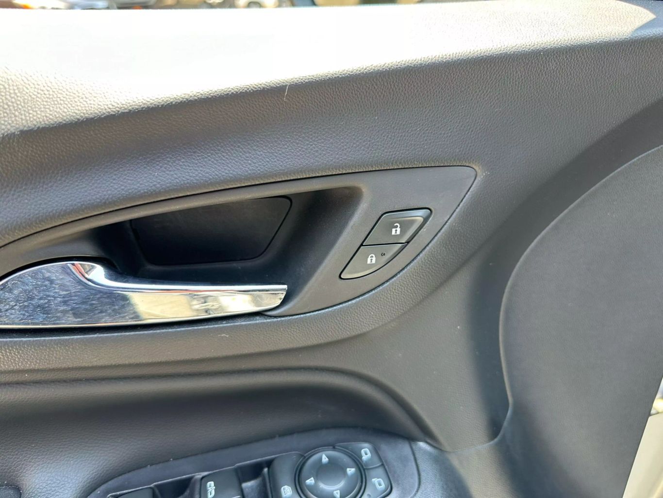 2020 CHEVROLET EQUINOX SUV 4-CYL, TURBO, 1.5 LITER LT SPORT UTILITY 4D