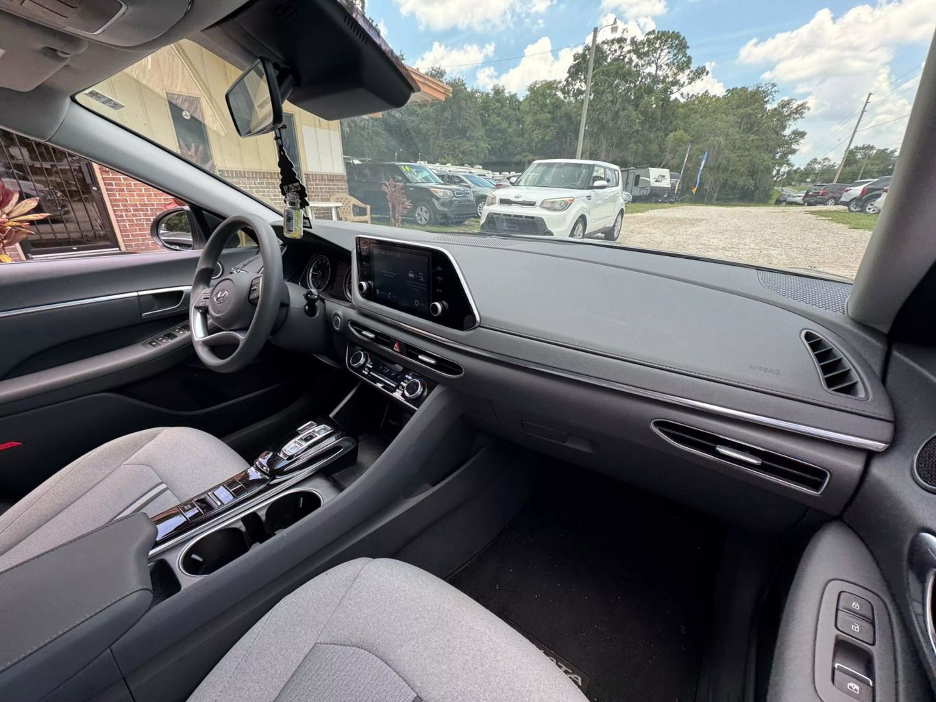 2021 HYUNDAI SONATA SEDAN 4-CYL, 2.5 LITER SEL SEDAN 4D