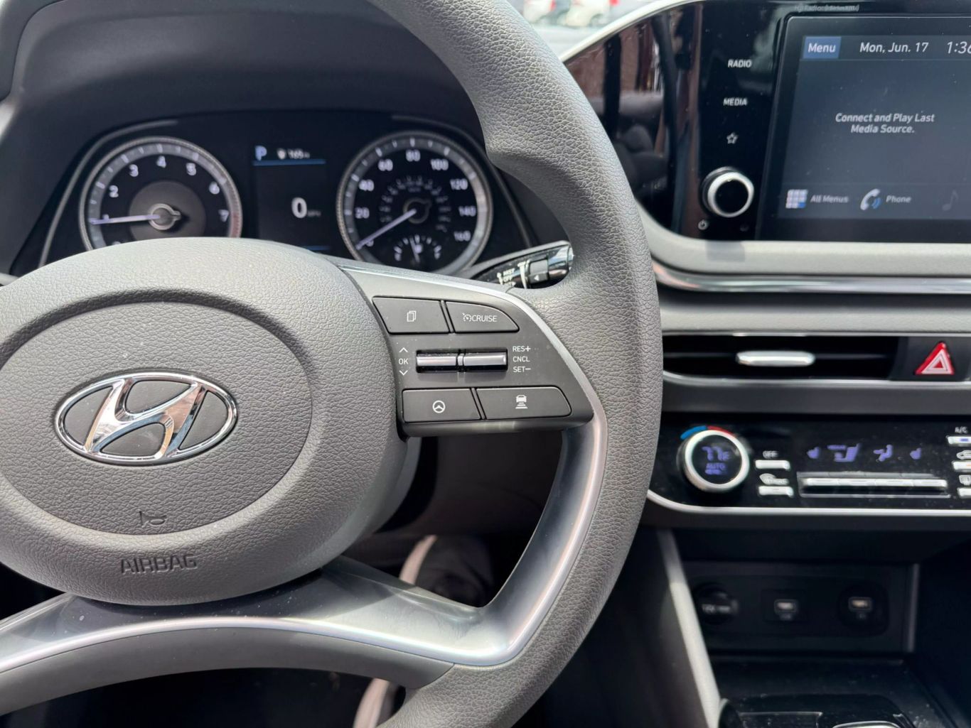 2021 HYUNDAI SONATA SEDAN 4-CYL, 2.5 LITER SEL SEDAN 4D